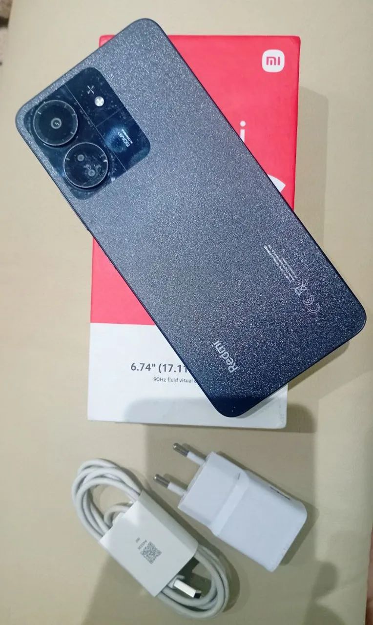 Redmi 13c 256gb 4RAM Ótimo estado 