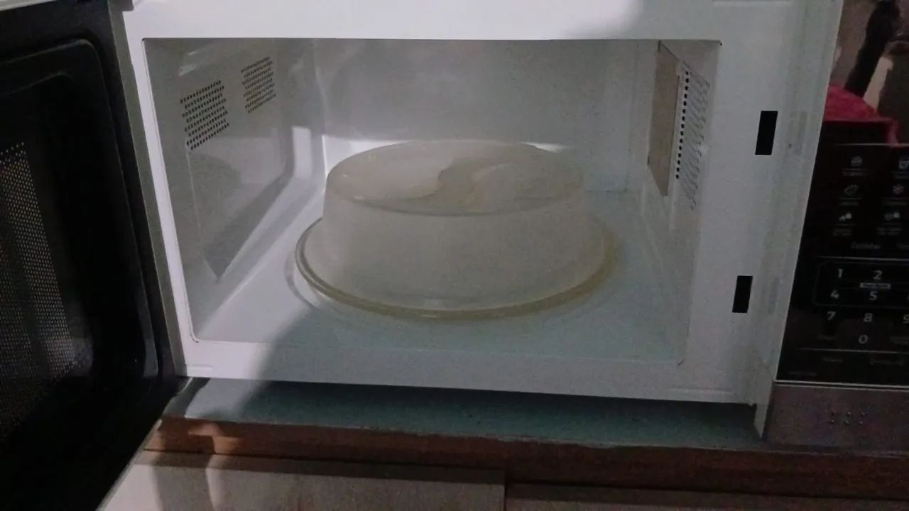 Microondas Britânia 28 litros  - Foto 3