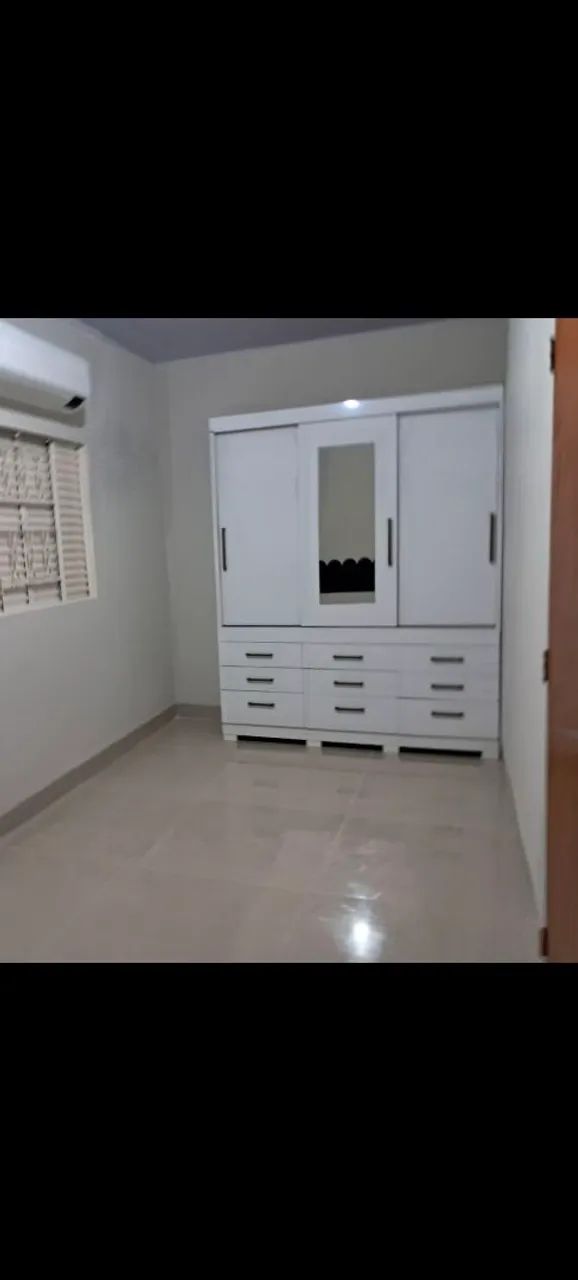 Roupeiro branco 