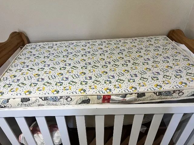 Berço que vira cama com colchão Ortobom - Foto 2