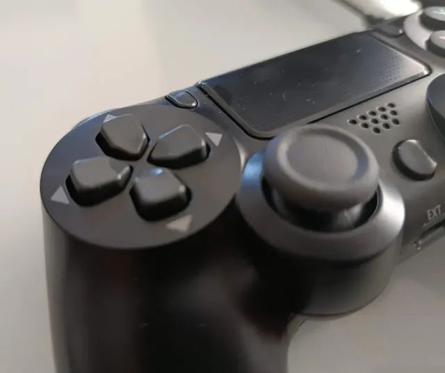 Controle Sem Fio PS4 e PC Joystick Genérico Bluetooth - Foto 3