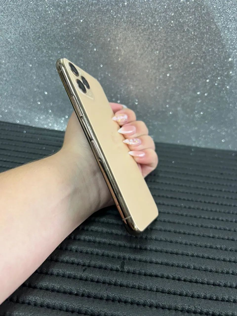 IPHONE 11 PRO/64GB ?GOLD ?100% ?R$1.399,00 - Celulares e