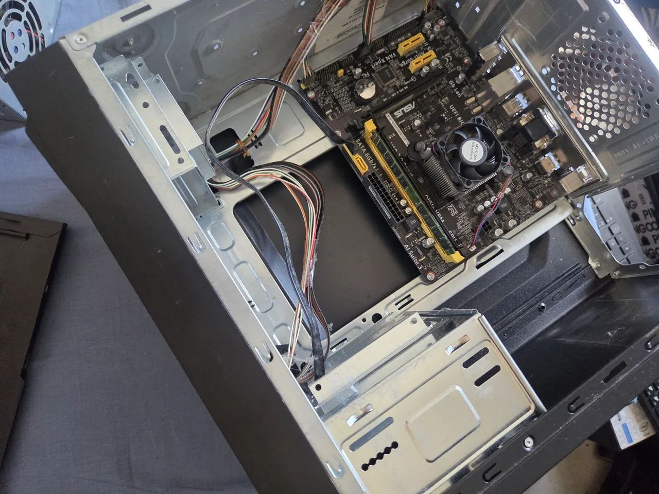 GABINETES DE COMPUTADOR - Foto 5