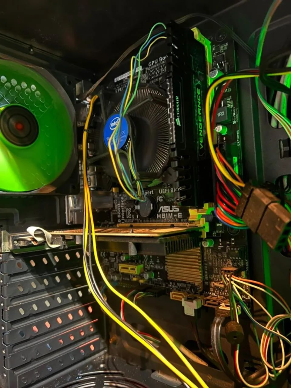 Basic Gaming PC - 120GB SSD - 8GB DDR3 RAM - Intel Core i5 - NVIDIA GeForce Graphics Card404871482034114564