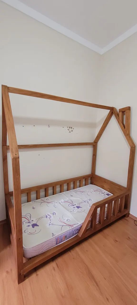Cama montessoriana infantil com colchão - Foto 2