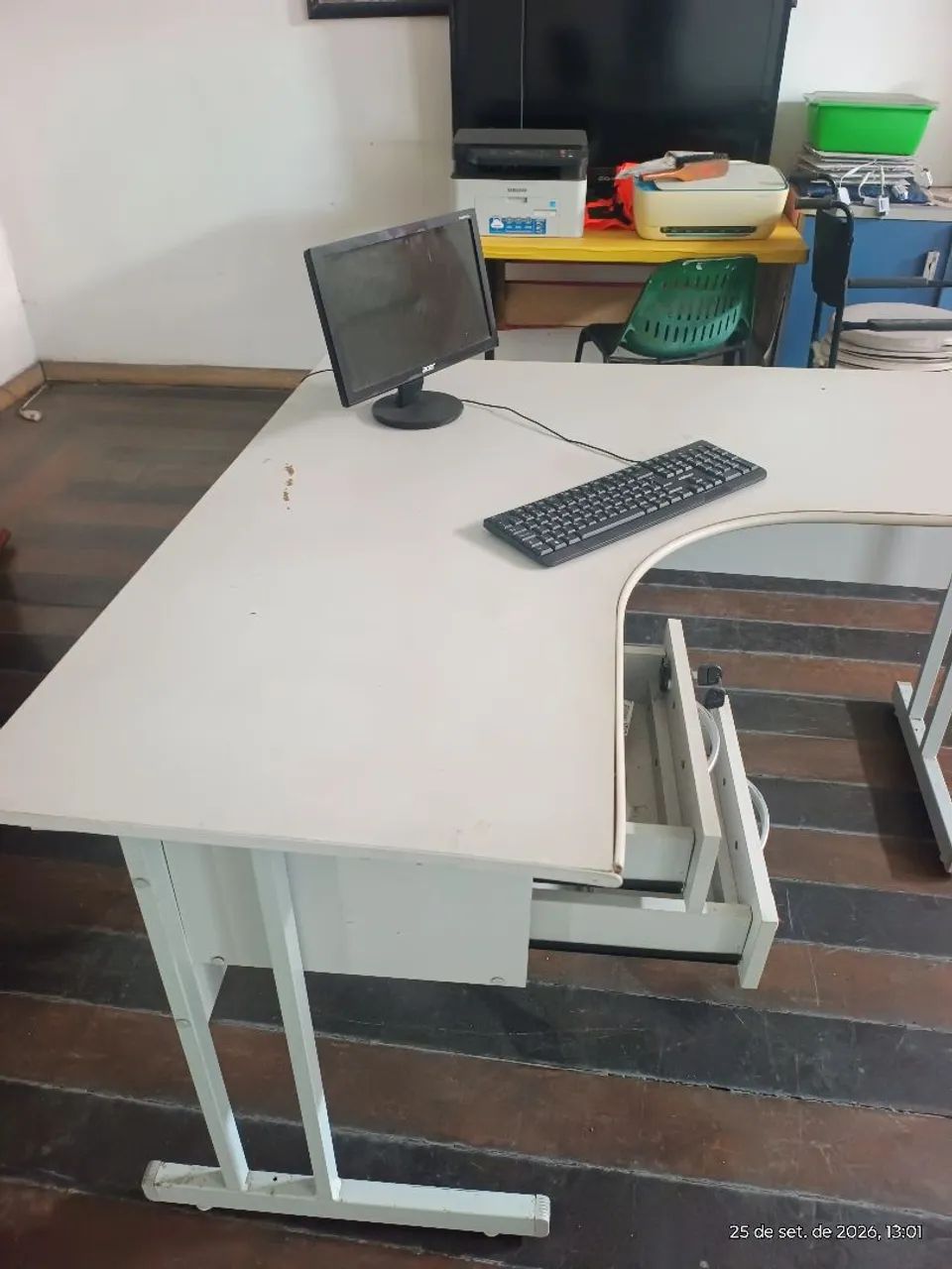 Mesa de Escritório em L  - Foto 4