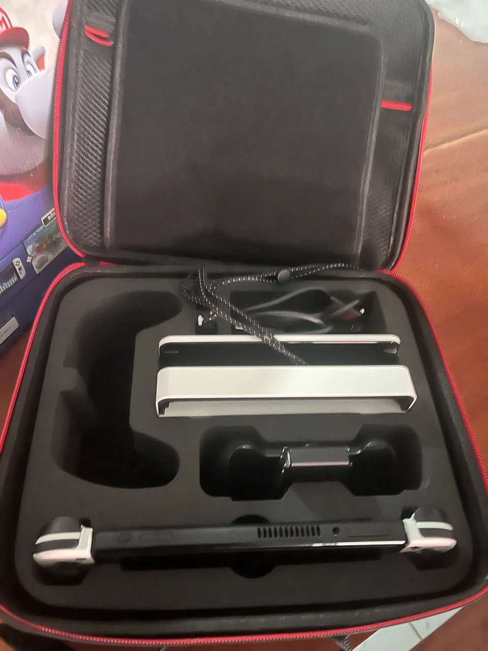 Vendo Nintendo Switch Oled