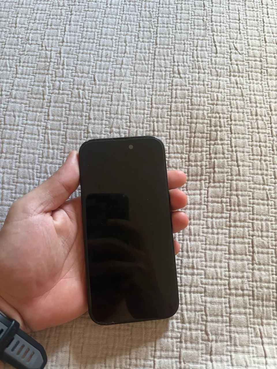 iPhone 16