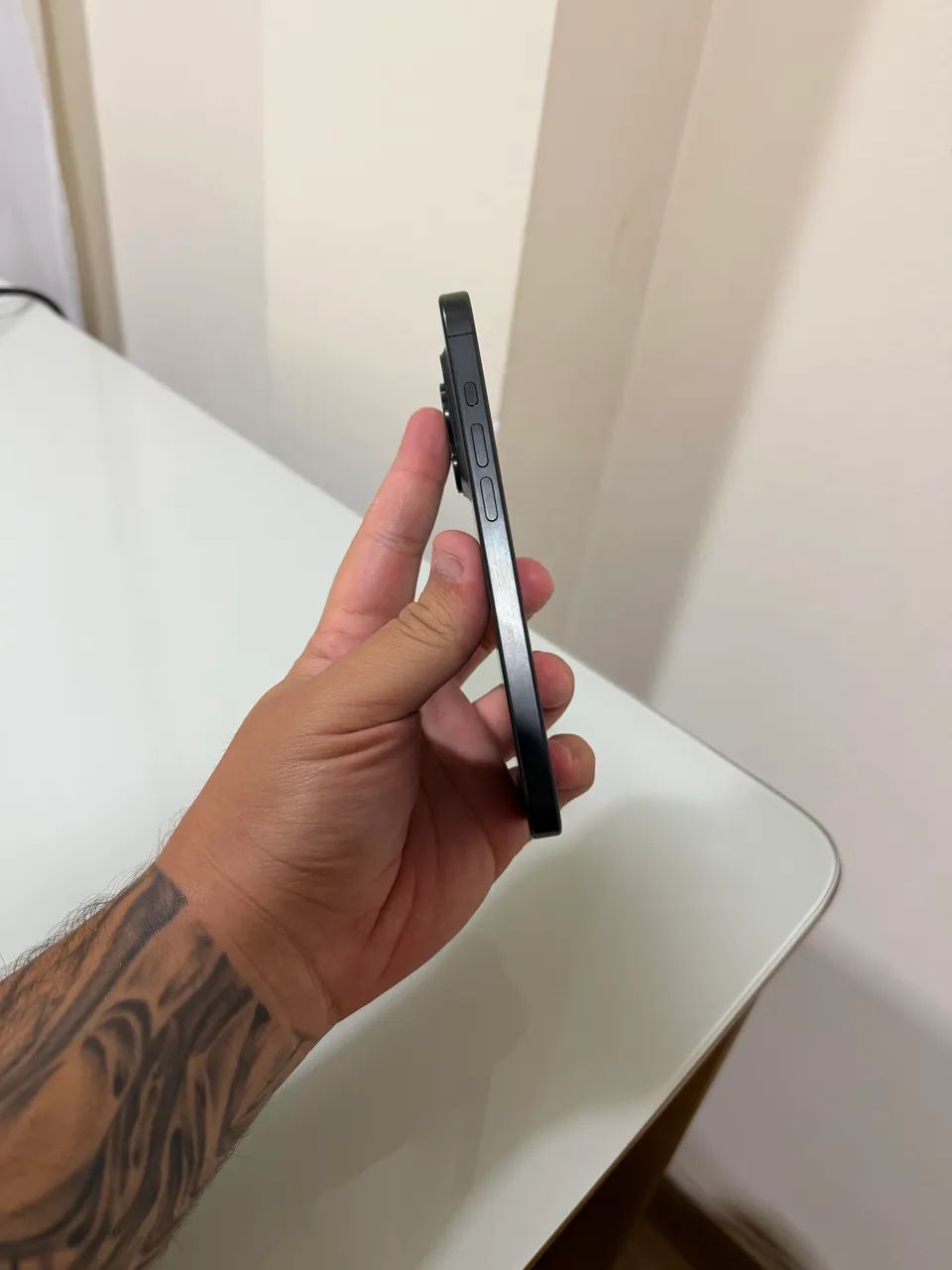 iPhone 15 Pro 128 - Foto 3