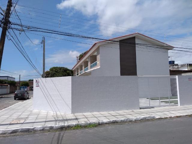 Casa no Cordeiro com 3 Quartos sendo 1 Suíte, 2 vagas de estacionamento - Foto 3