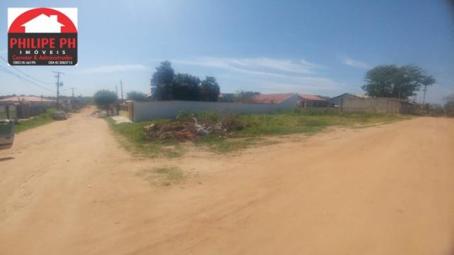 Terreno com 375m² em praia linda