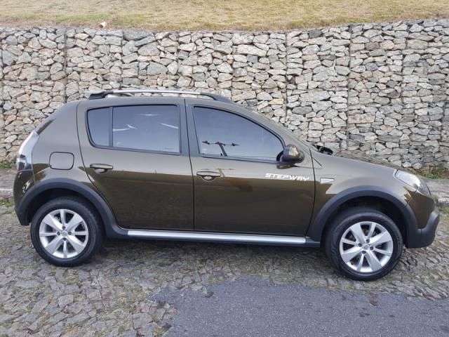 RENAULT SANDERO STEPWAY 1.6 16V HI-FLEX AUT. 2014 - Foto 4