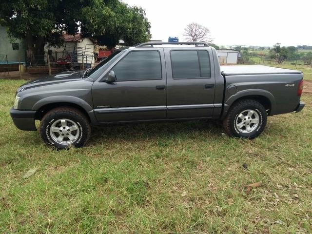 Vendo camionete s10 - Foto 5