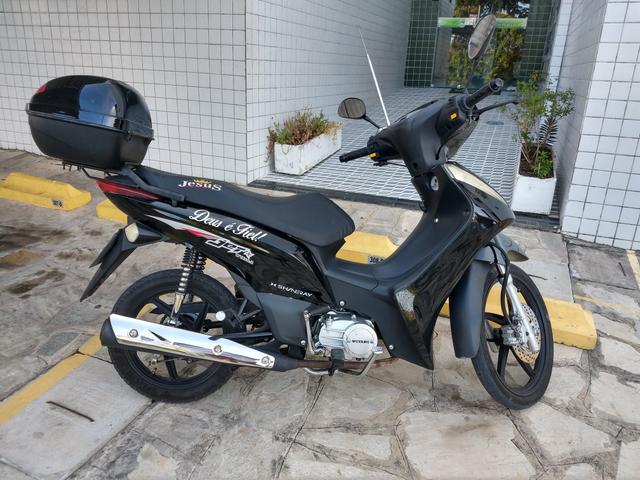 Moto mete +