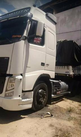 Volvo Fh12 460 Engatado na LS - Foto 2