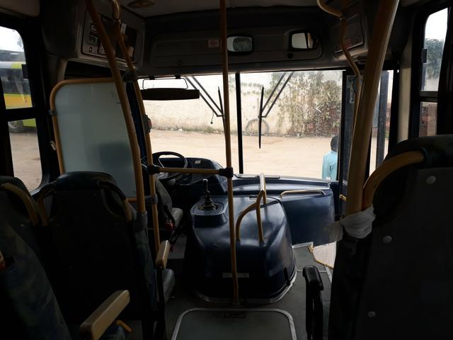 Ônibus mercedes 2005 - Foto 6