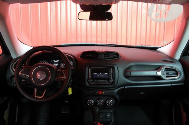 Jeep Renegade Sport Flex 4x2 1.8 Automático - Foto 4