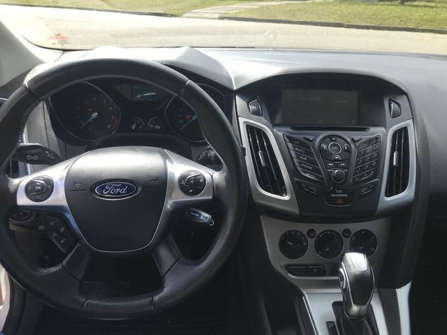 Focus 1.6 2015 diferenciado - Foto 10