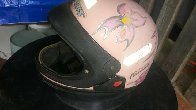 Capacete