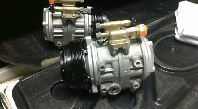 Compressor do ar-condicionado p microônibus V8 Marco polo $1.550