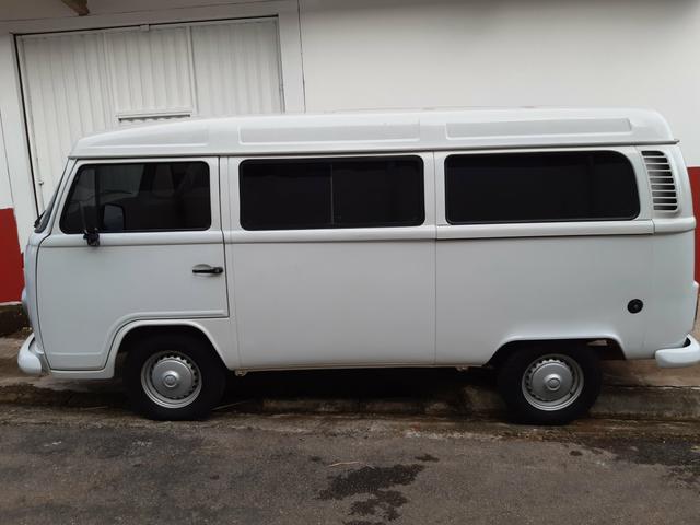 Vendo essa Kombi super nova raridade. Fone?(68)99950?8278
