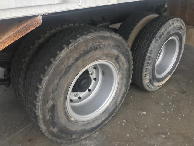 MB1418 , ano 2000 , baú 10m - Caminhões - Messejana 