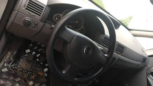 Meriva Maxx 1.4 - 2010 - Foto 8