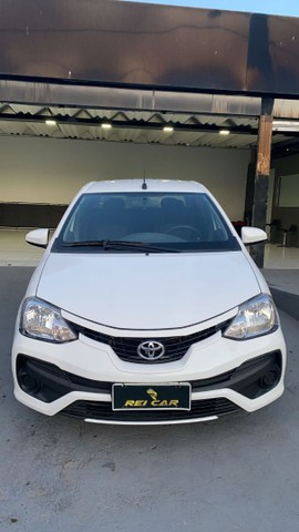 TOYOTA ETIOS AUTOMÁTICO 1.5 2018 COMPLETO