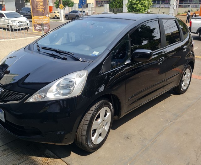 HONDA FIT LX 2010