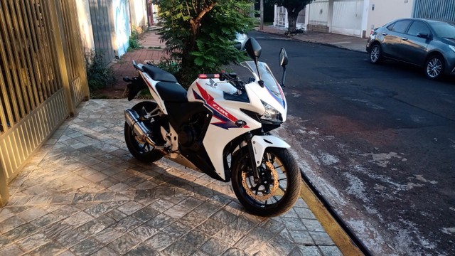 HONDA CBR 500 R BRANCO