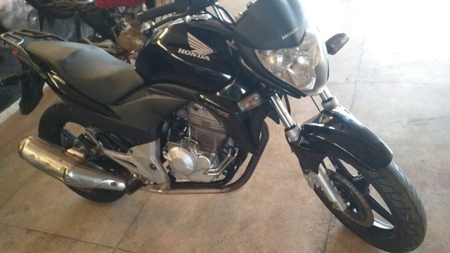 CB 300