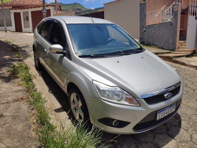 FOCUS 2.0 AUTOMÁTICO 11/12