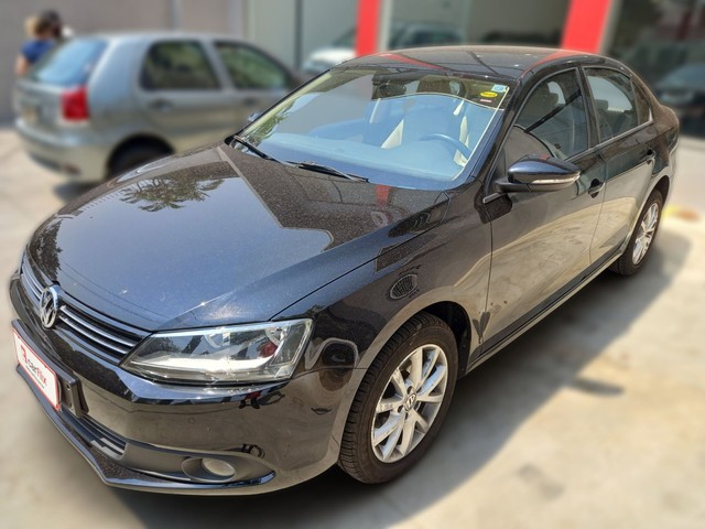 VOLKSWAGEN JETTA COMFORTLINE 1.4 TSI 16V 4P AUT.