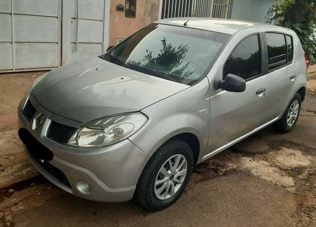 SANDERO COMPLETO 1.0