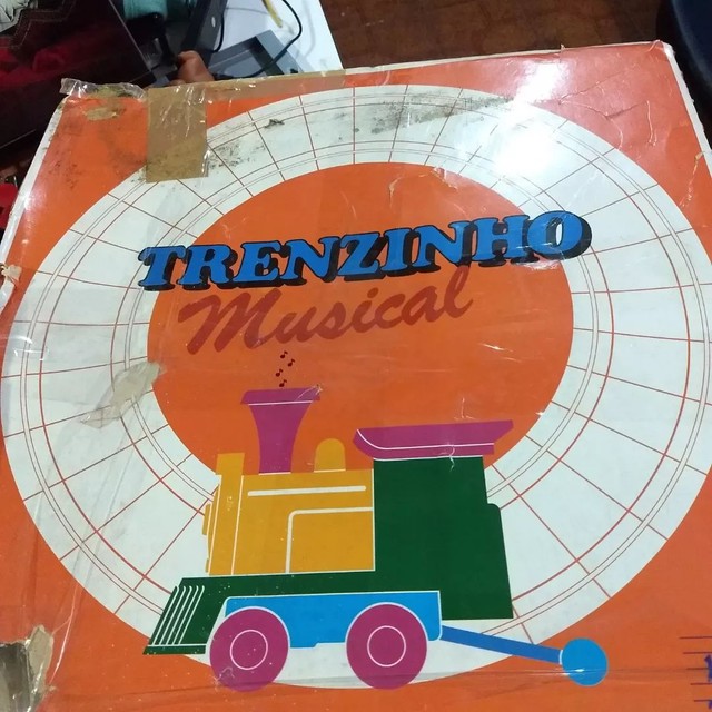 Trenzinho musical anos 80 Hering  - Foto 5