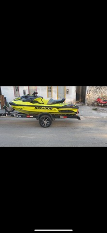 Jet ski