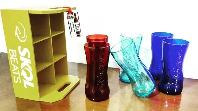 Kit Skol Beats com 6 copos feito da garrafa 