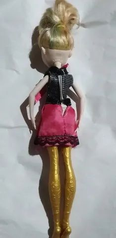 Preços baixos em Mattel Ever After High com Bonecas antigas e