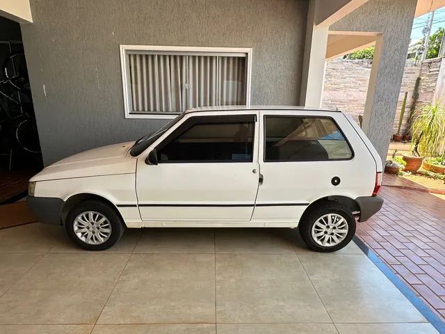 Aranorte Veiculos - 2013 Fiat Uno Mille Fire Grazie Mille 1.0