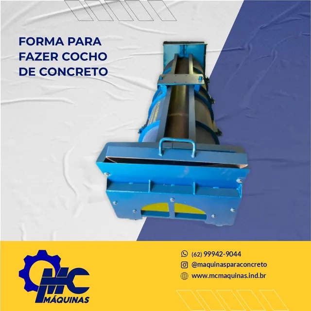 Cocho de cimento. Forma para fazer cocho para confinamento