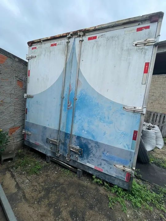 Baú 8metros 6.000 mil - Foto 2