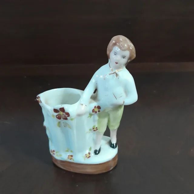 Delicado Bibelô de Porcelana  - Foto 3