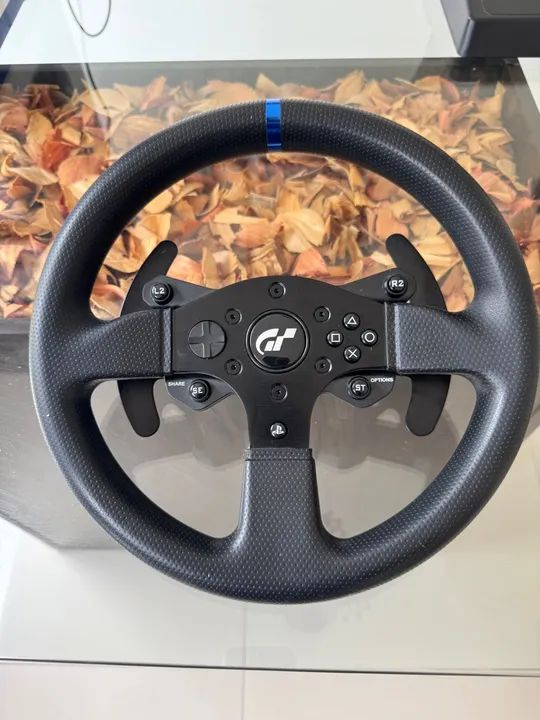 Volante Thrustmaster T300RS GT Edition para PC, PS5 e PS4 + Aro Add-on Ferrari F1 Wheel. - Foto 4