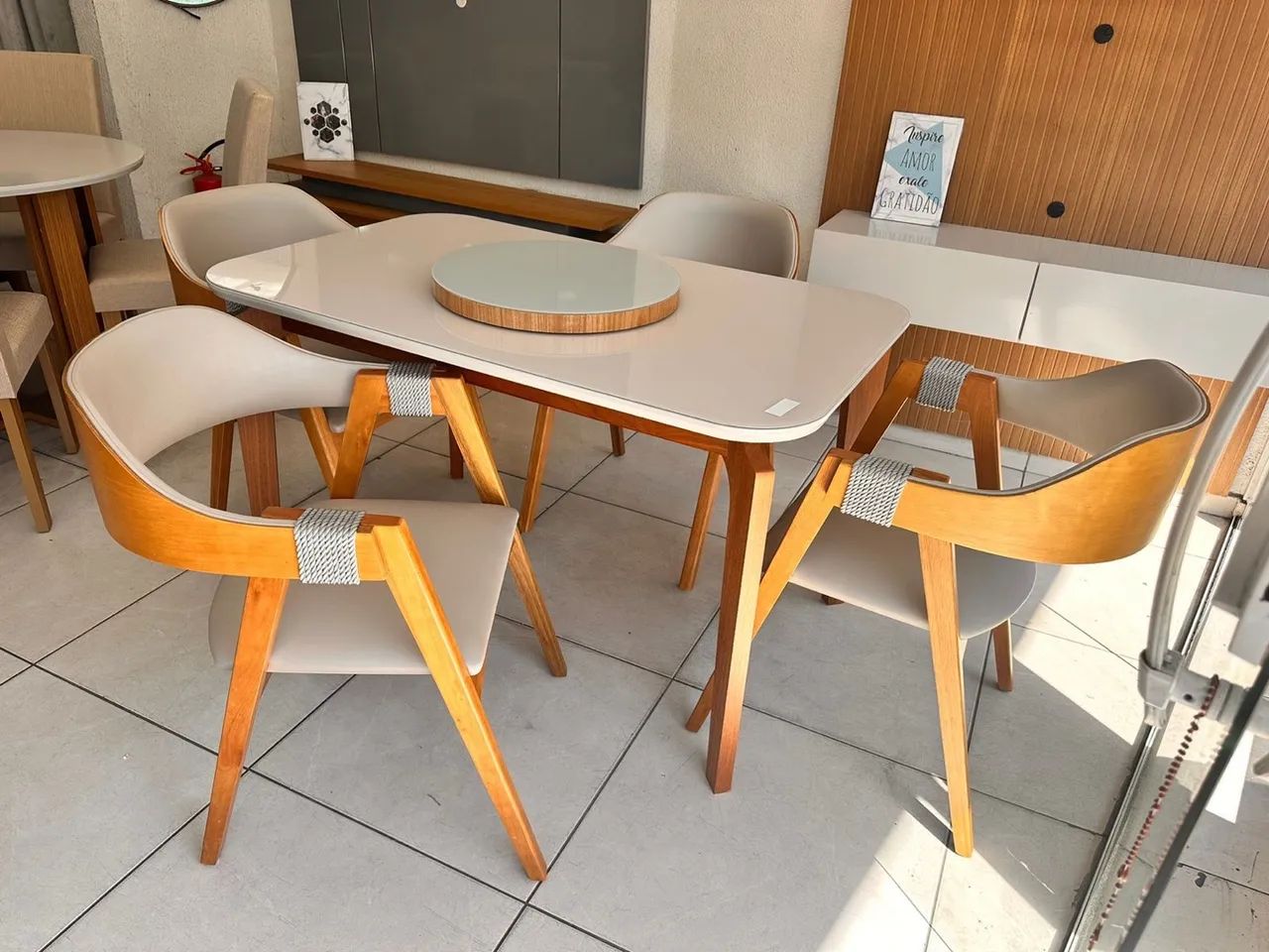 Mesa de Jantar Itália com 4 Cadeiras Madeira Maciça t76 - Foto 2