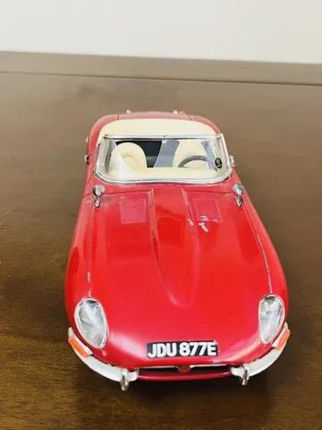 Miniatura Jaguar E-type 1961 Bburago 1/18 - Foto 2