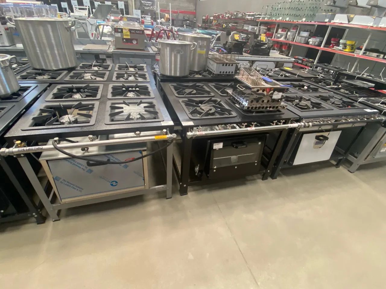 FOGÃO 4 BOCAS ALTA PRESSÃO STORI PREMIUM M18 COM FORNO P6,5 - METALMAQ  - Foto 5