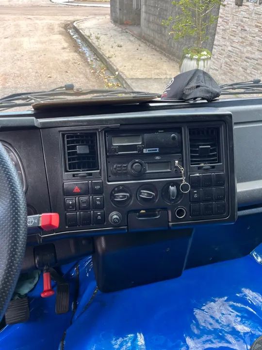 FORD CARGO 816 ANO 2015 - Foto 8