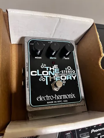 Pedal The Clone Theory Stereo Chorus e Vibrato