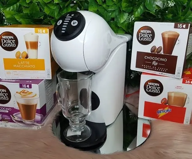 Máquina de Café Krups Genio S Dolce Gusto Branca