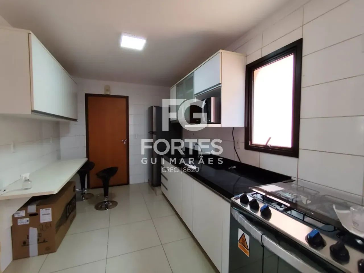 Apartamento Cobertura de 4 Dormitórios com 136m² no Bairro Jd Botânico! - Foto 4